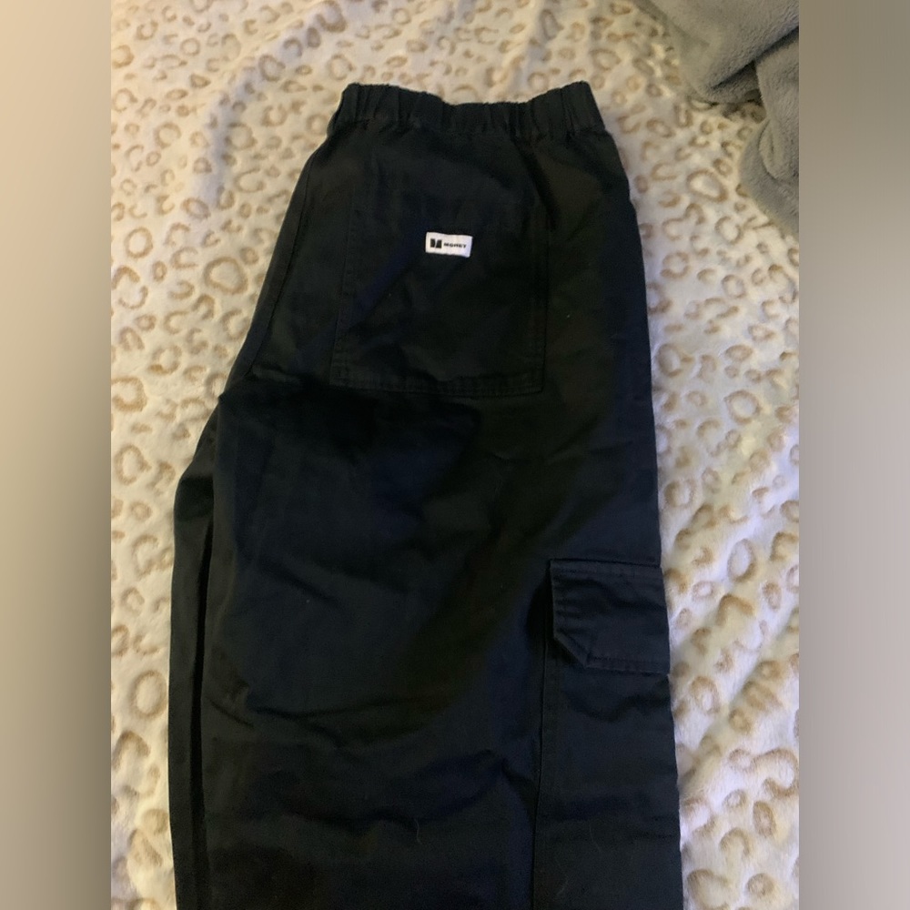 Monet parachute, cargo